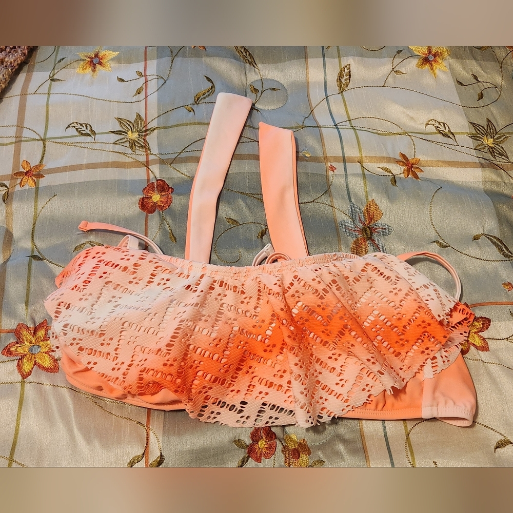 Flowy bikini top
